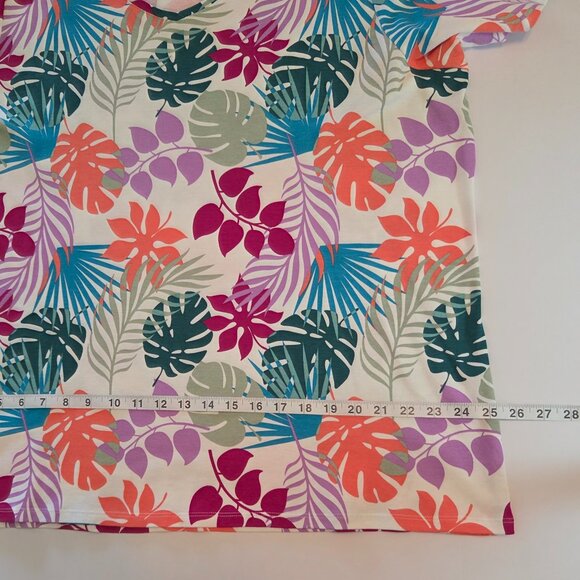 Croft & Barrow Women’s Plus 2X Classic Tee, Tropical Print, Worn Once - Picture 5 of 6